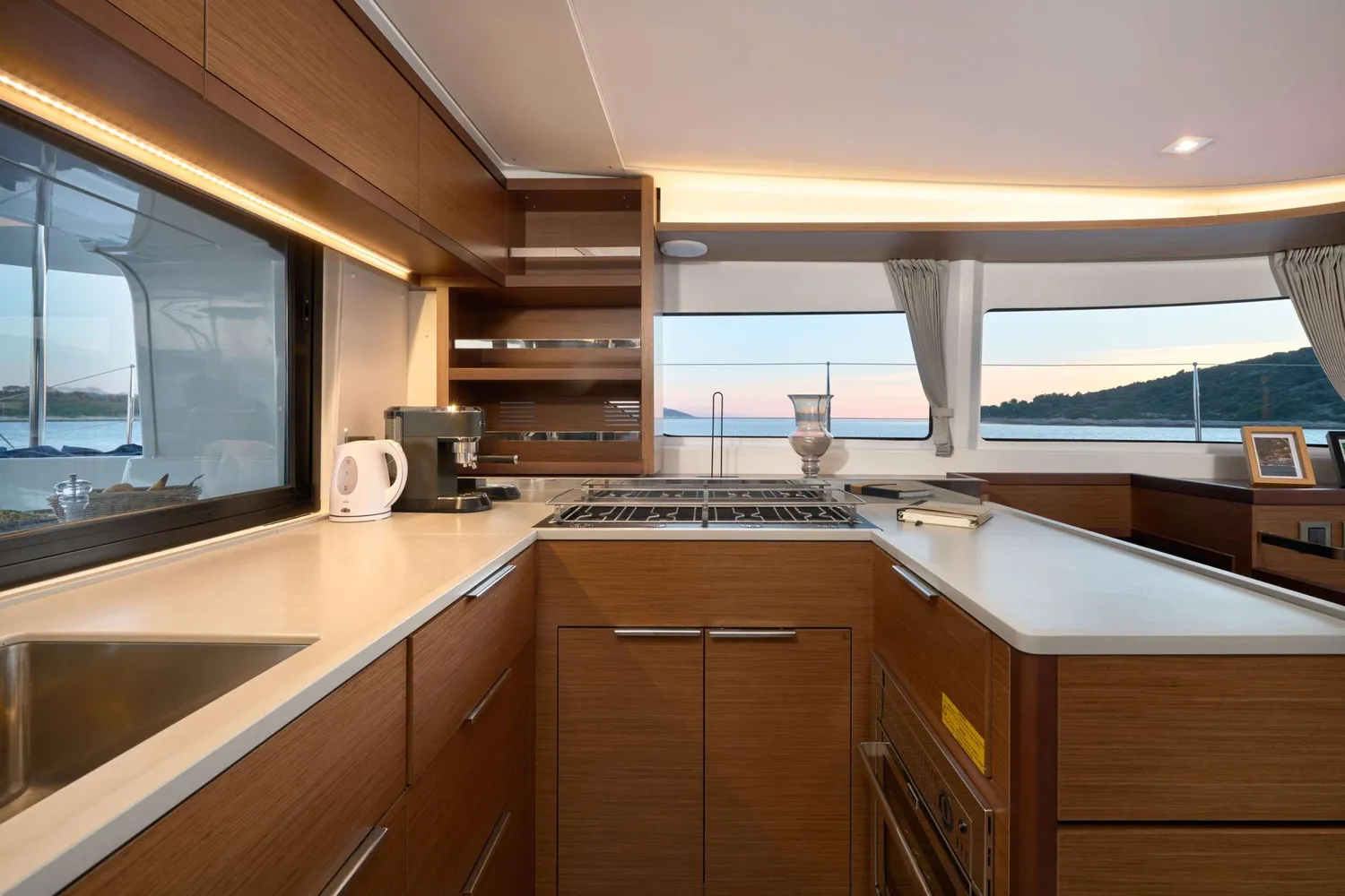 yacht-575478