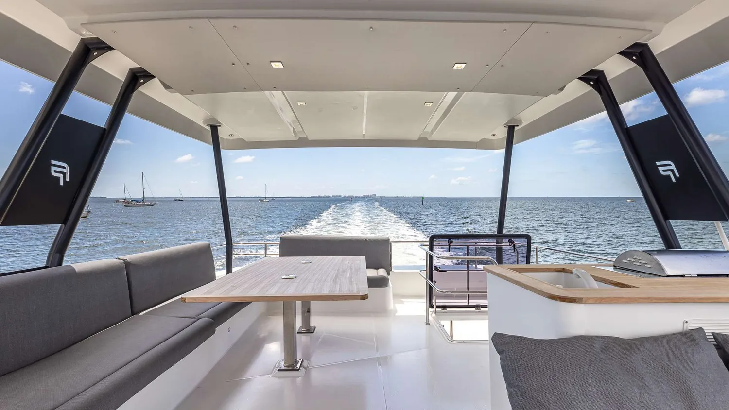 yacht-562365