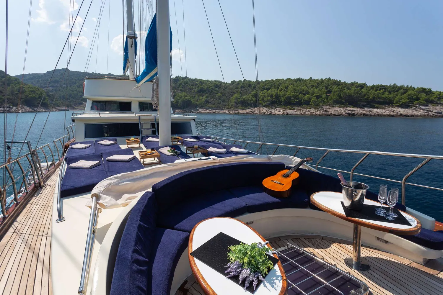 yacht-573597