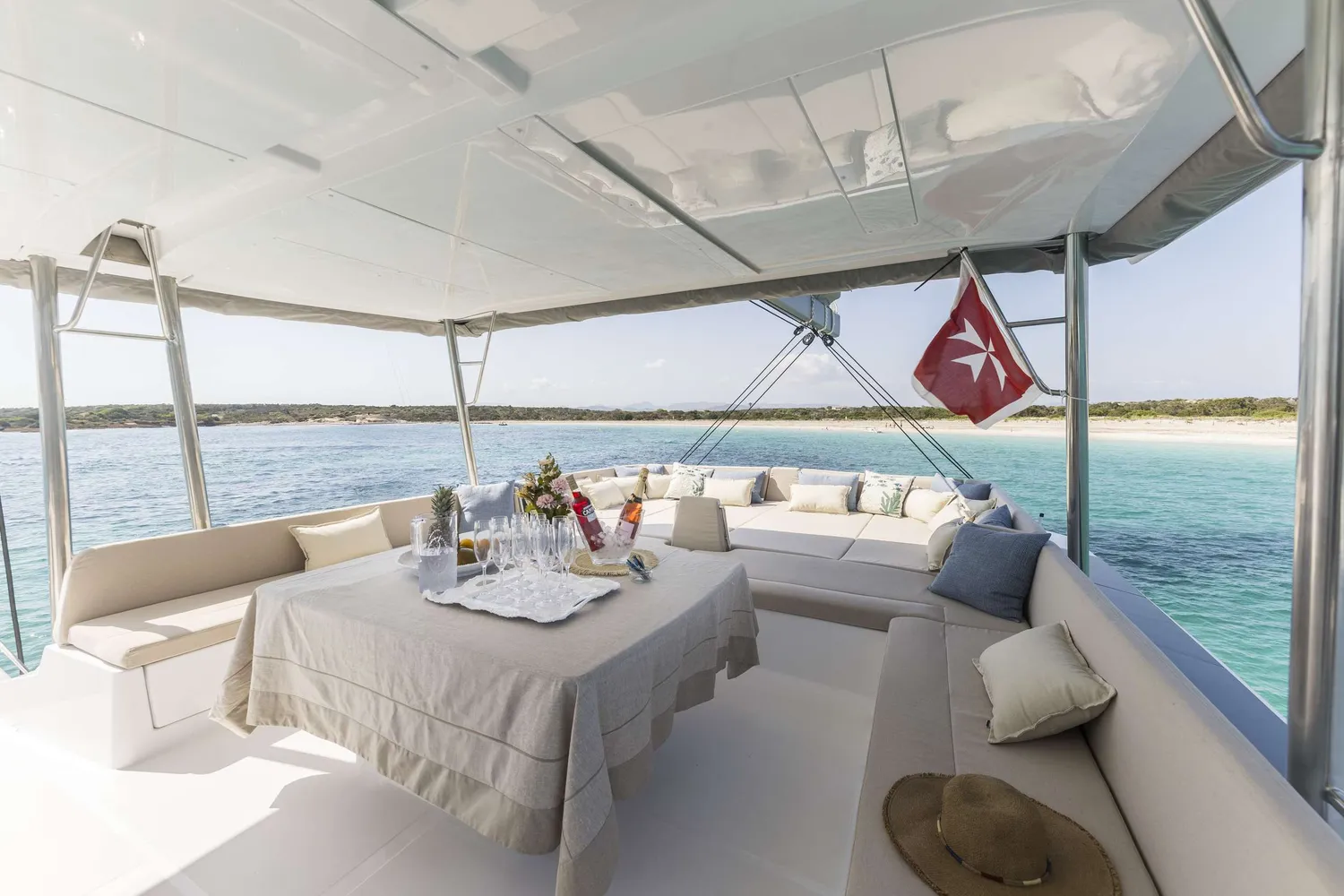 yacht-558392