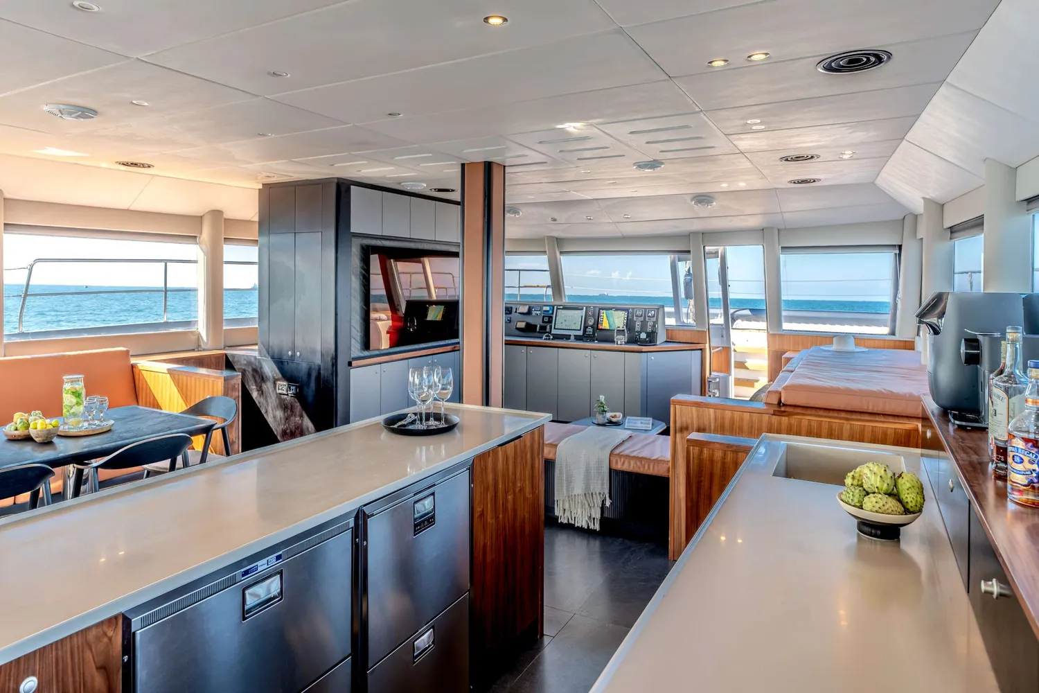 yacht-590107