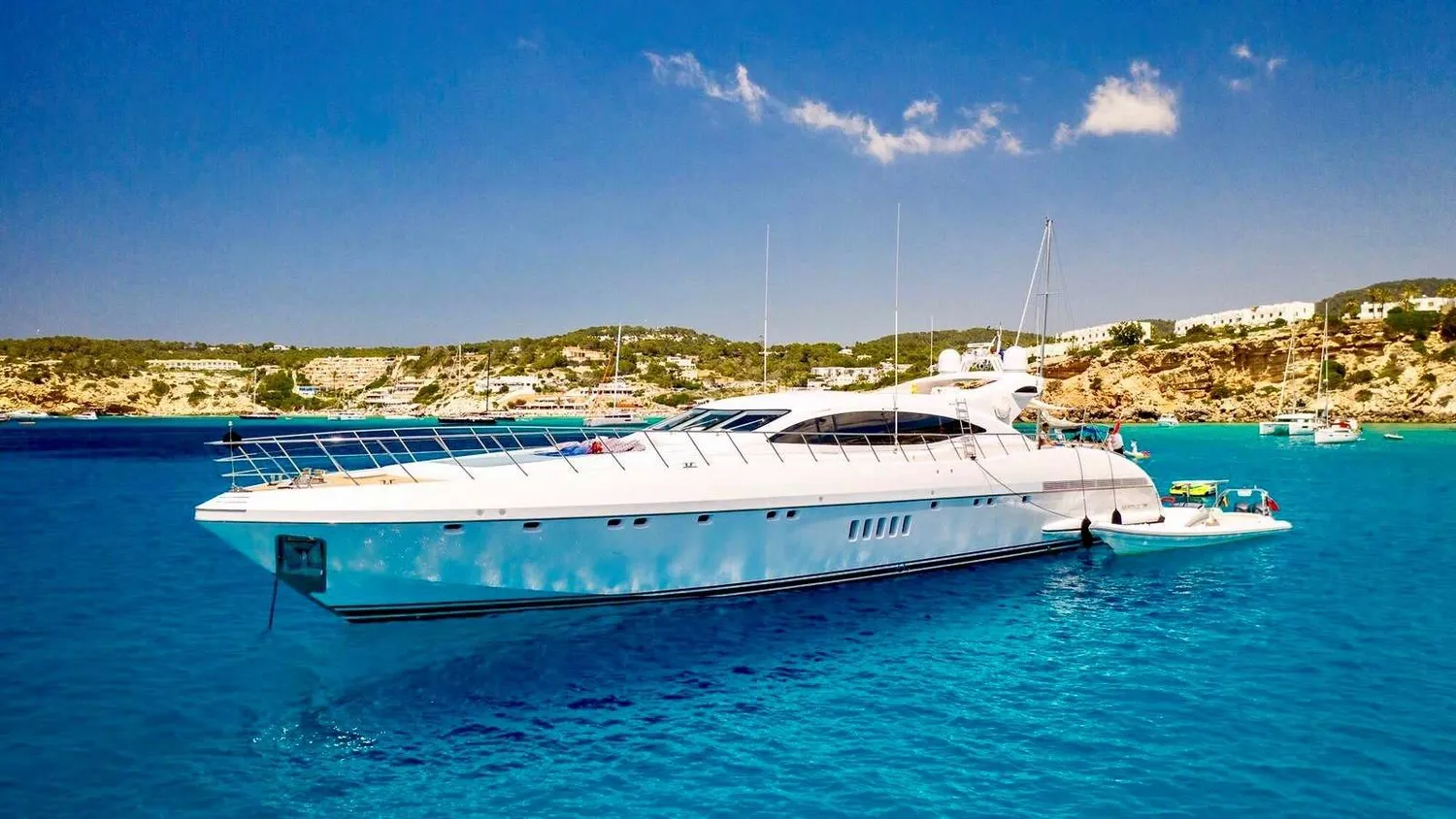 yacht-573129