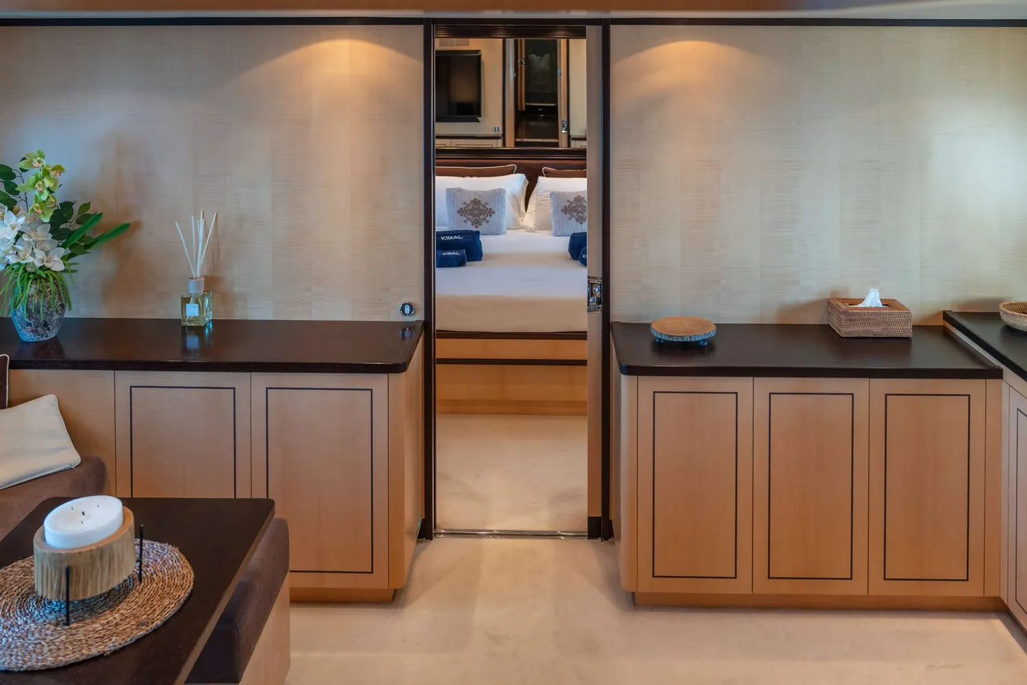 yacht-559137