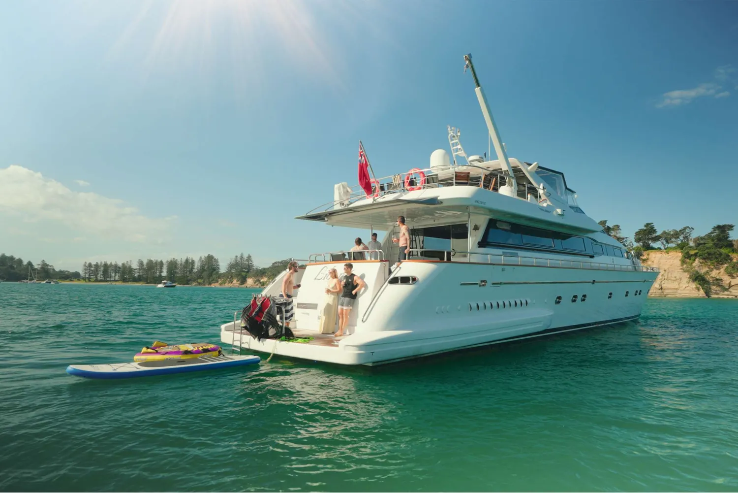 yacht-571361