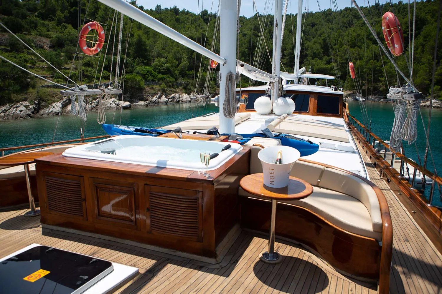 yacht-564526