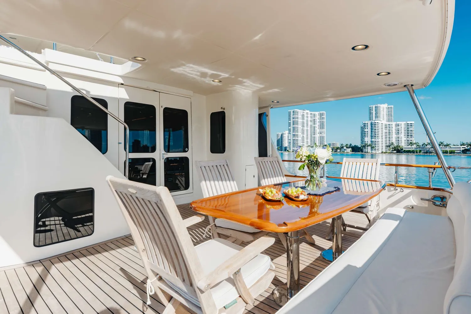 yacht-572920