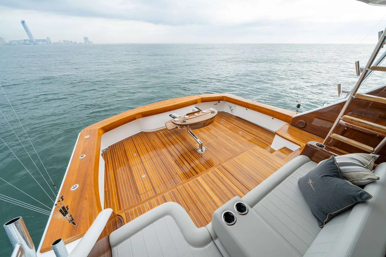 yacht-583573