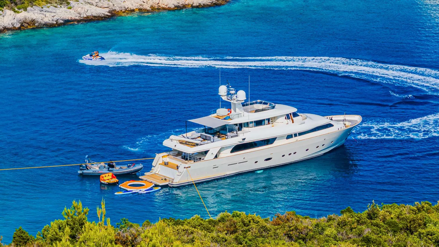yacht-581062