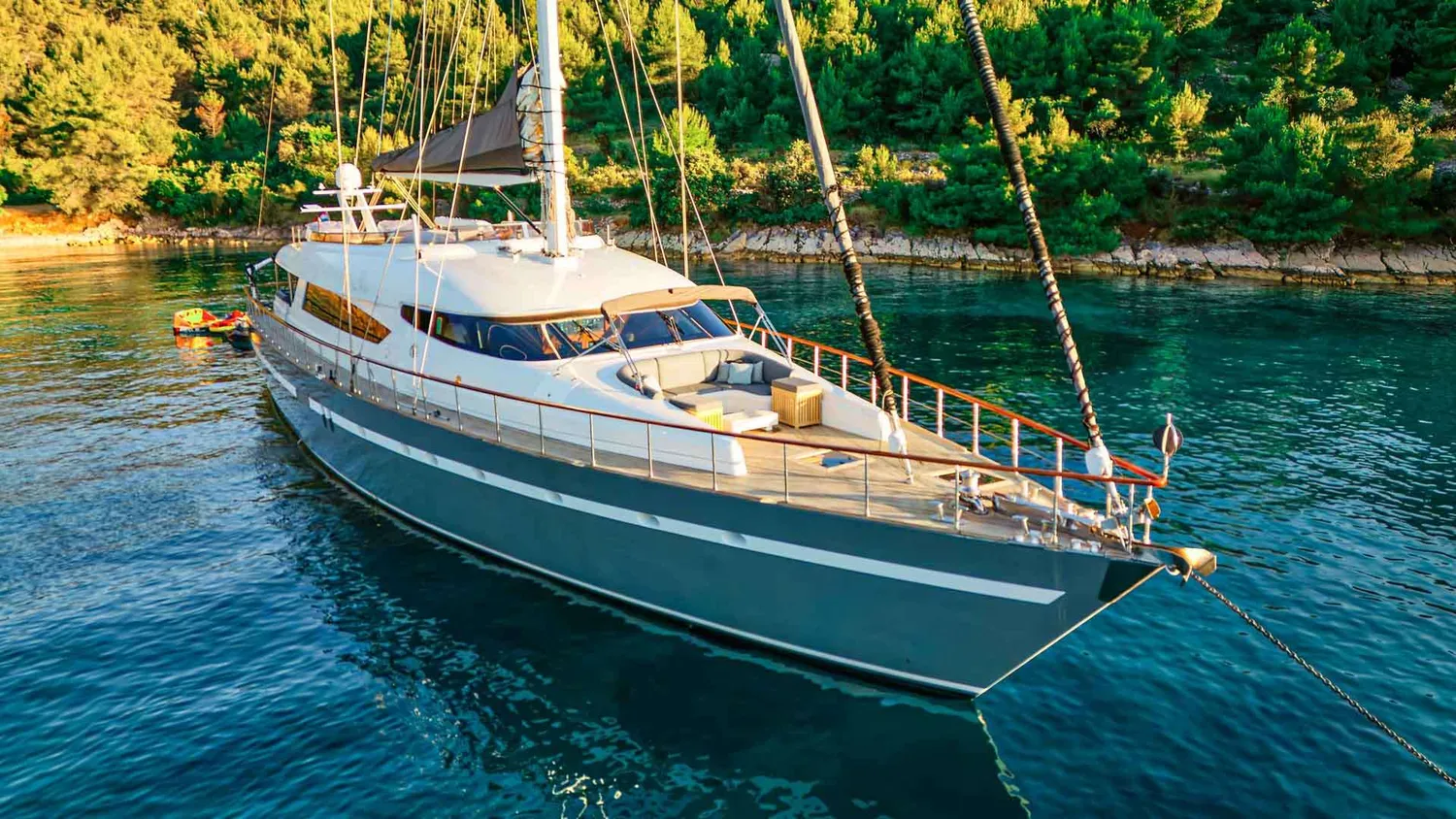 yacht-574590