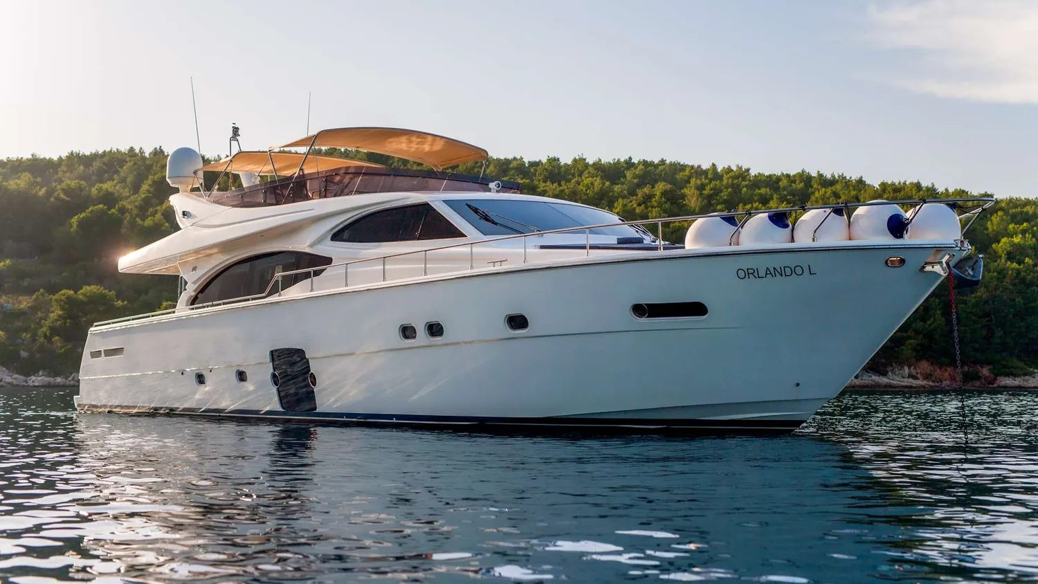 yacht-593367