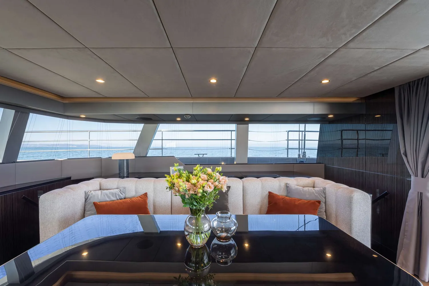 yacht-581213