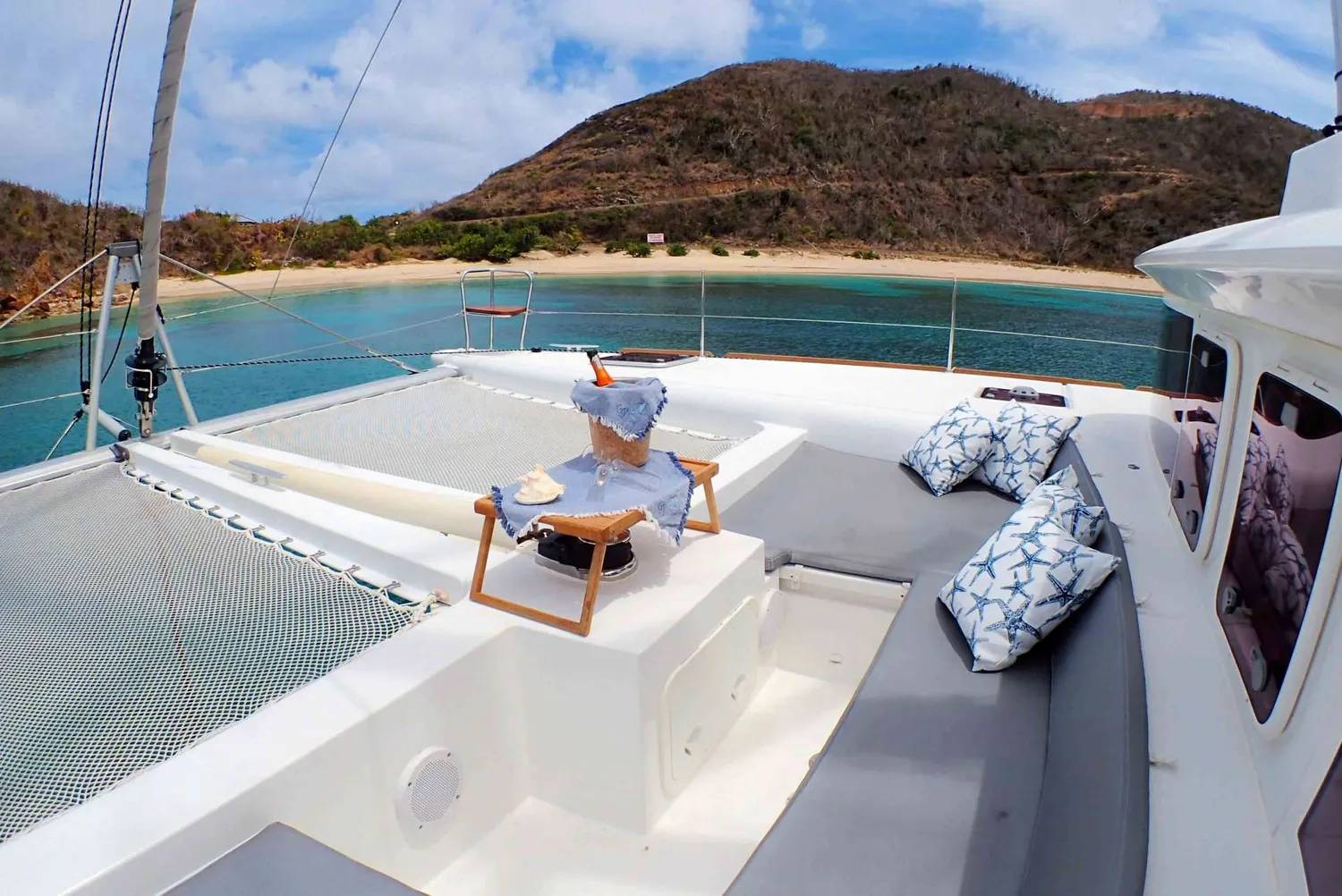 yacht-563637