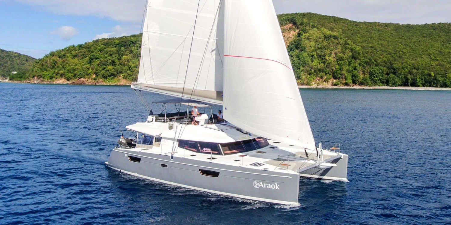 yacht-592827