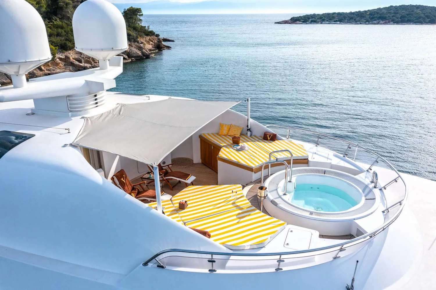 yacht-571597