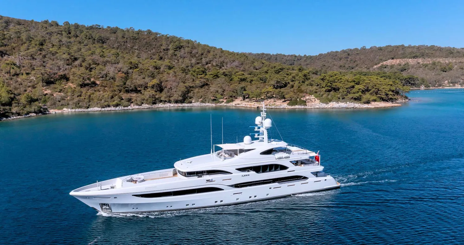 yacht-601496