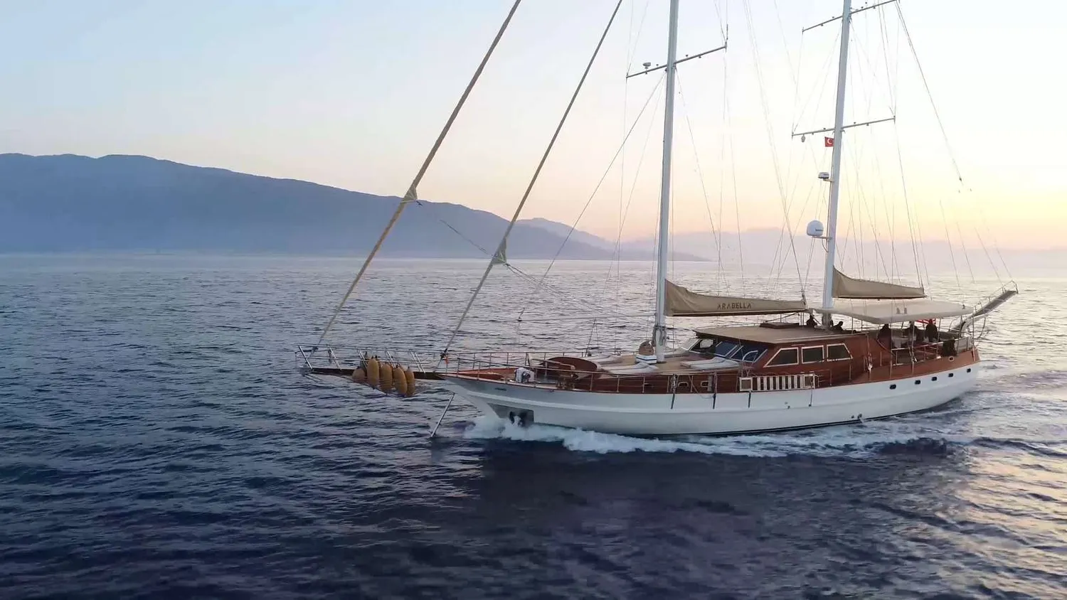yacht-570165