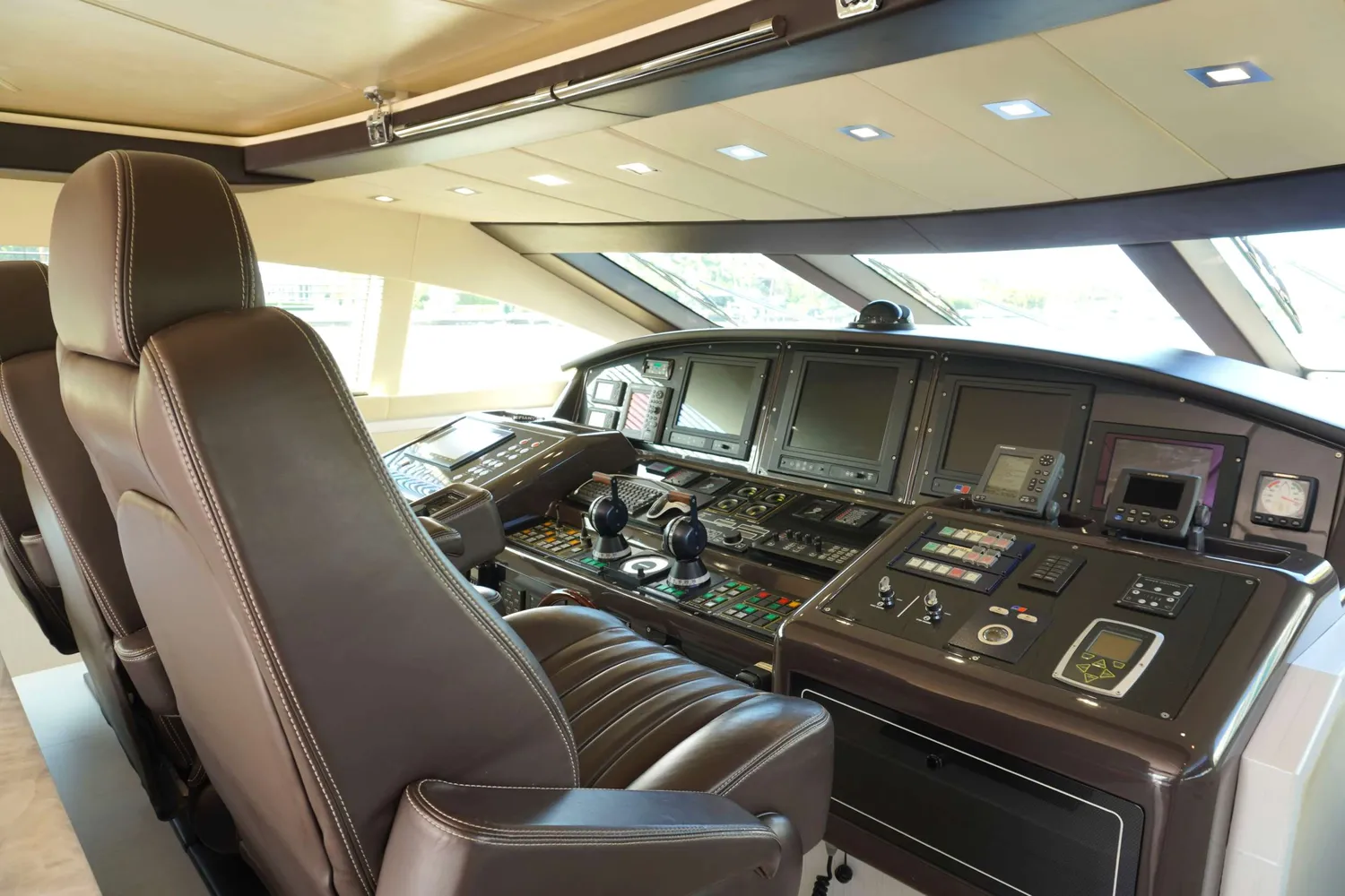 yacht-588521