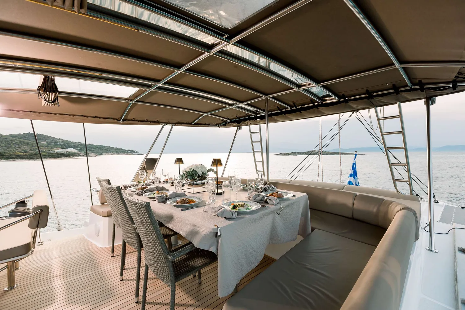 yacht-590391