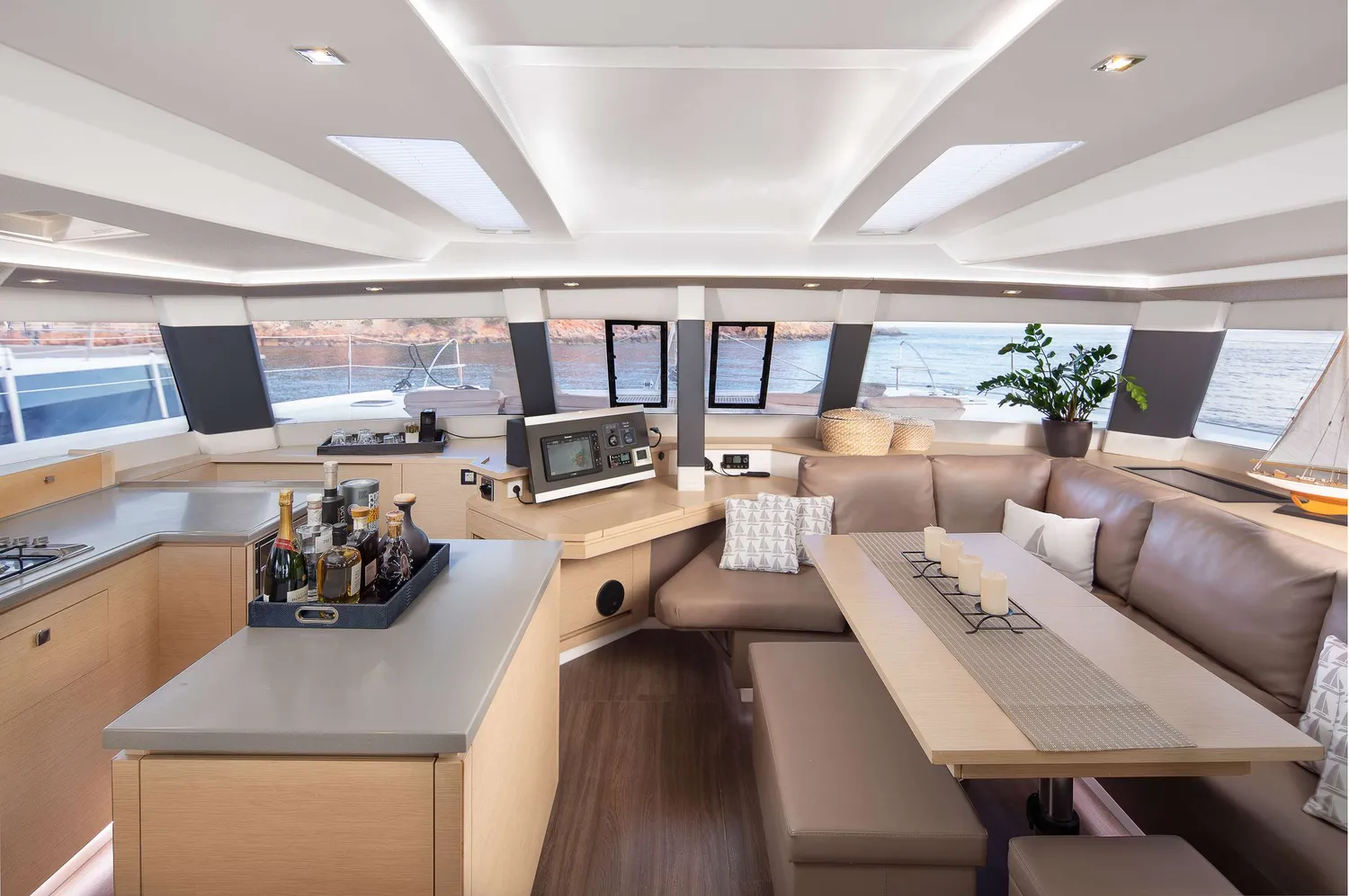 yacht-581751