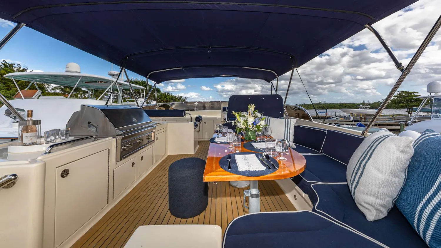 yacht-570963