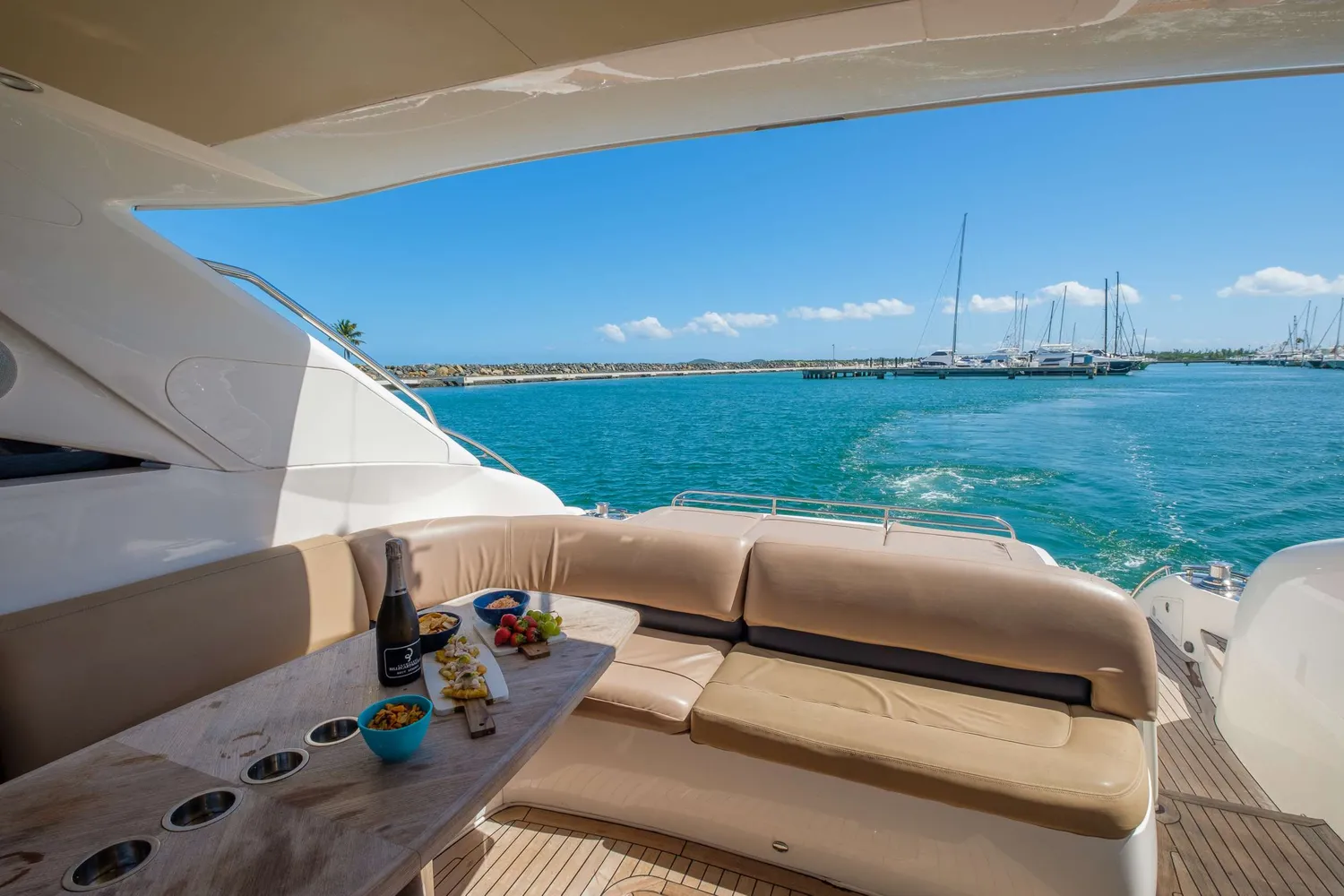 yacht-563934