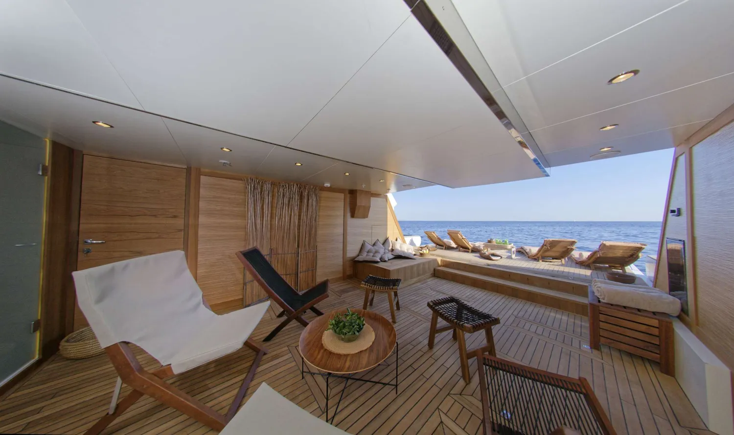 yacht-570343