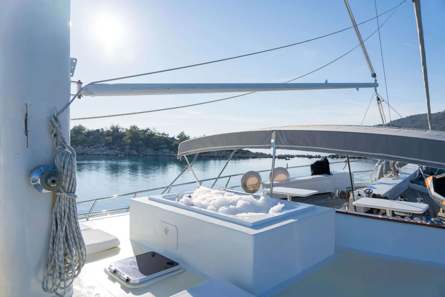 yacht-561880