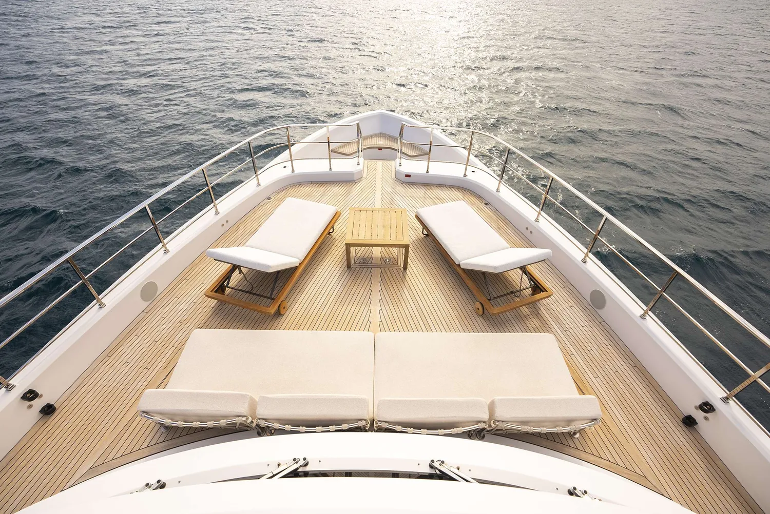 yacht-550223