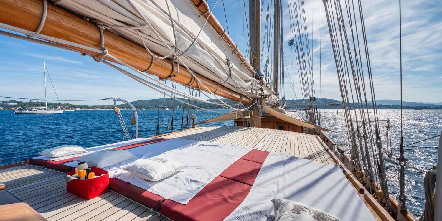 yacht-568045