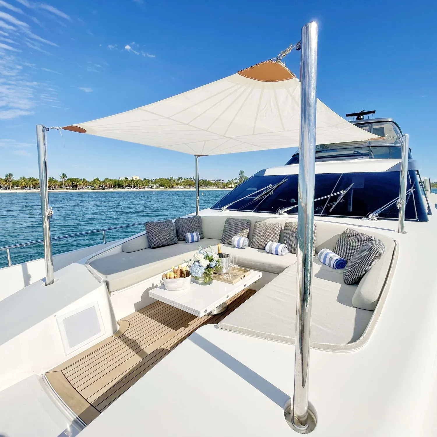 yacht-576369