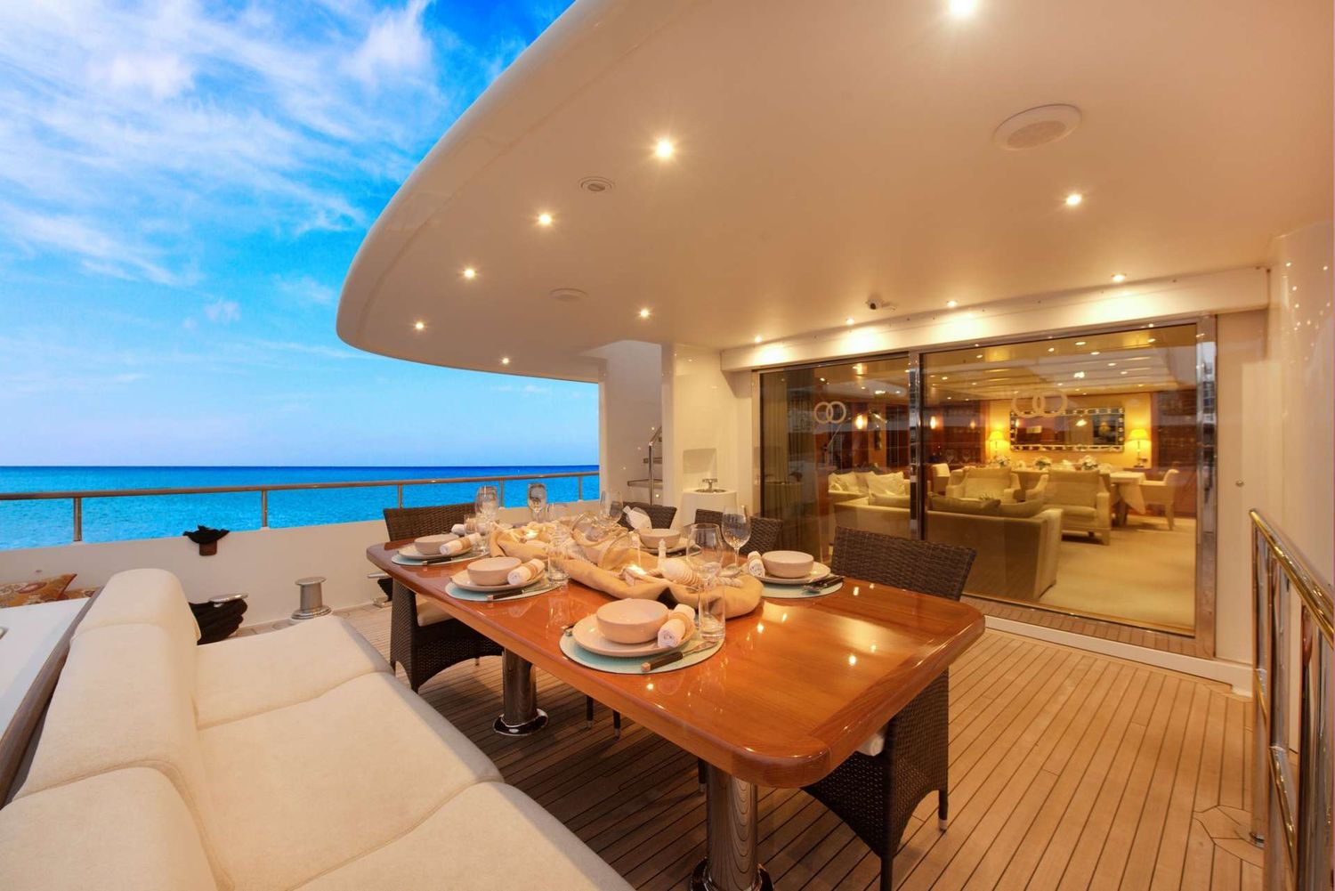 yacht-549861