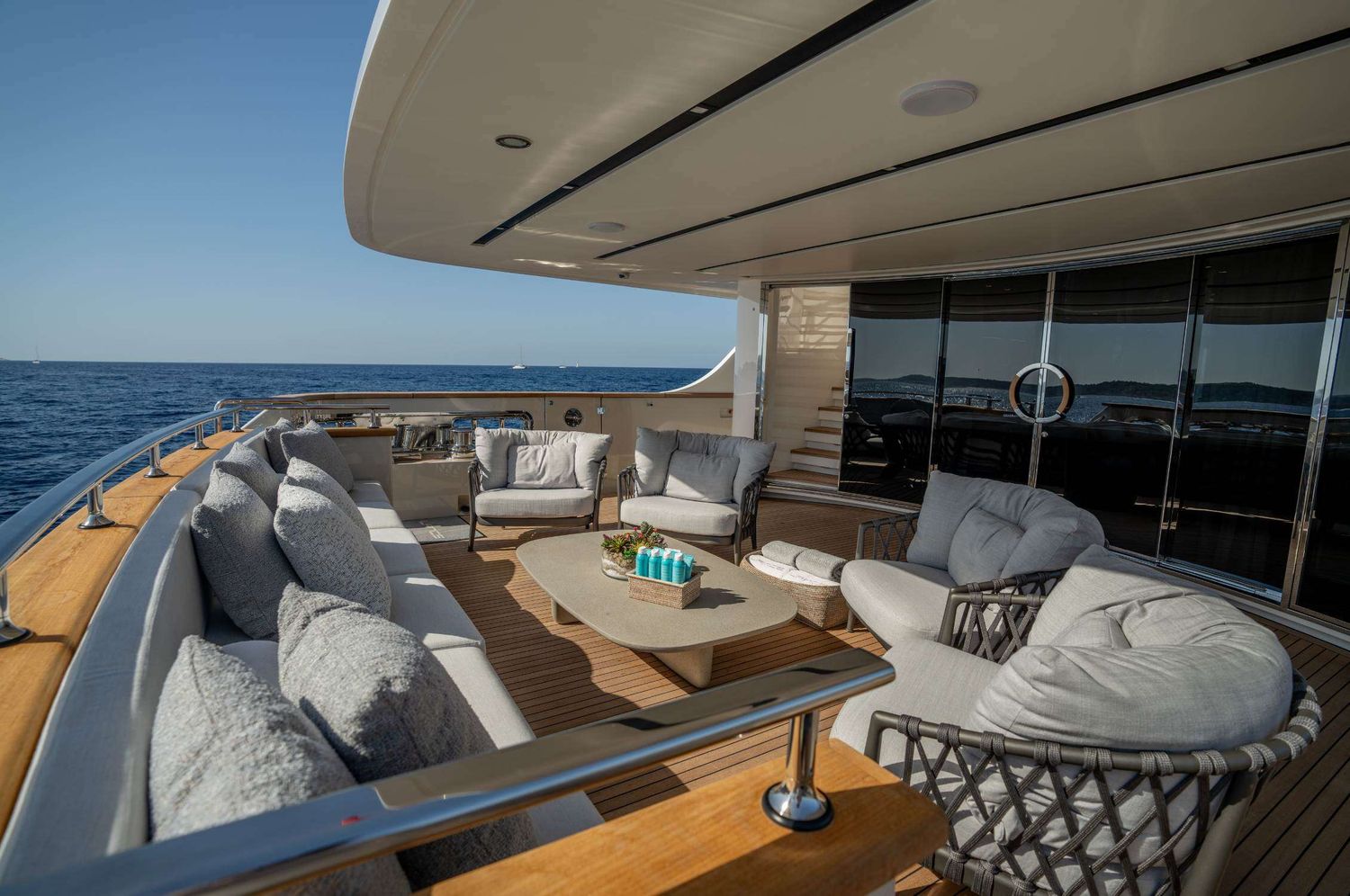 yacht-549919