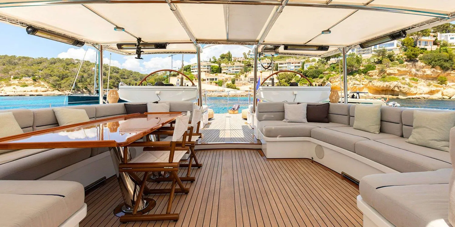 yacht-596573