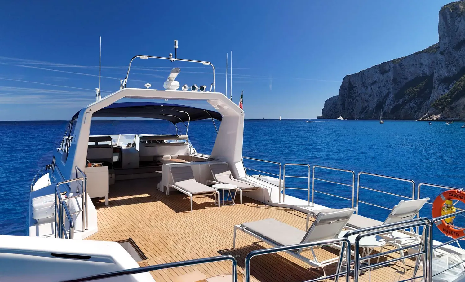 yacht-573372