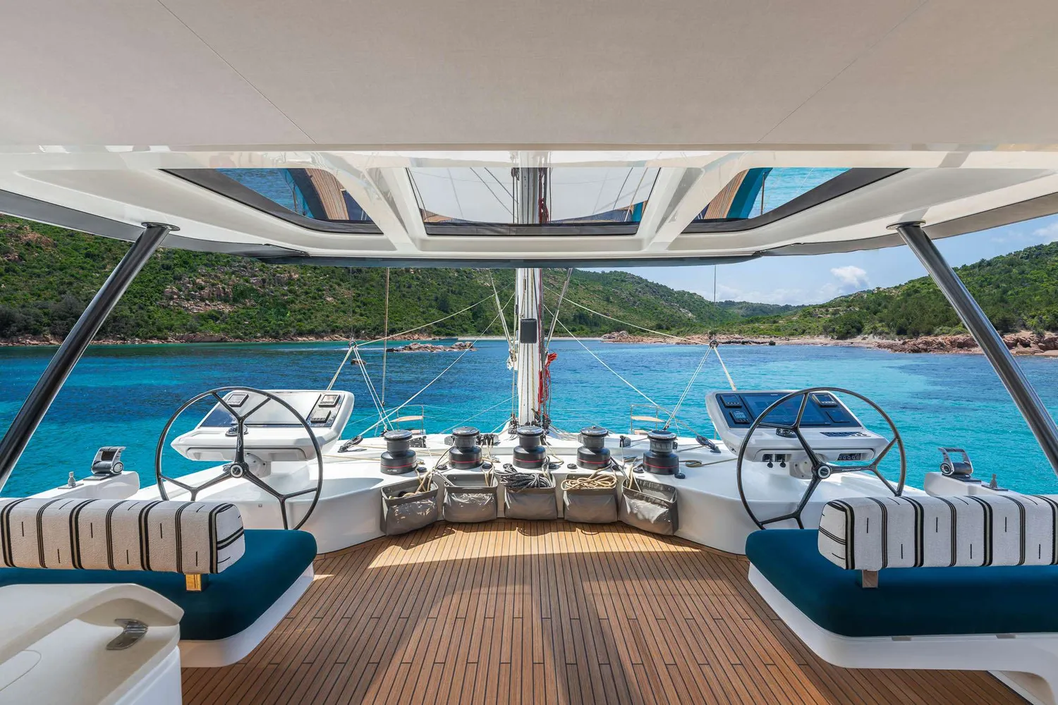 yacht-583503