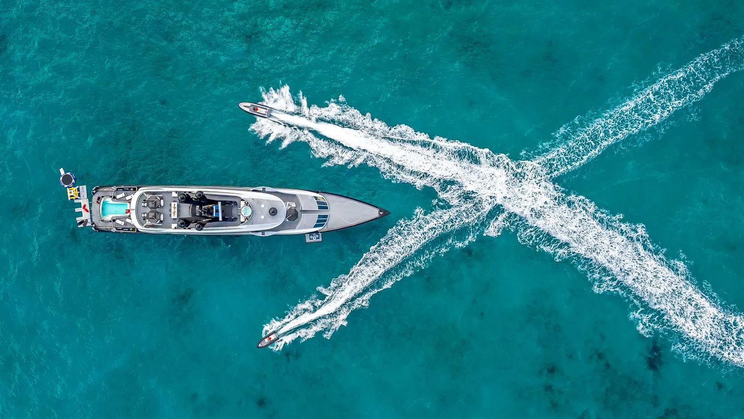 yacht-565410