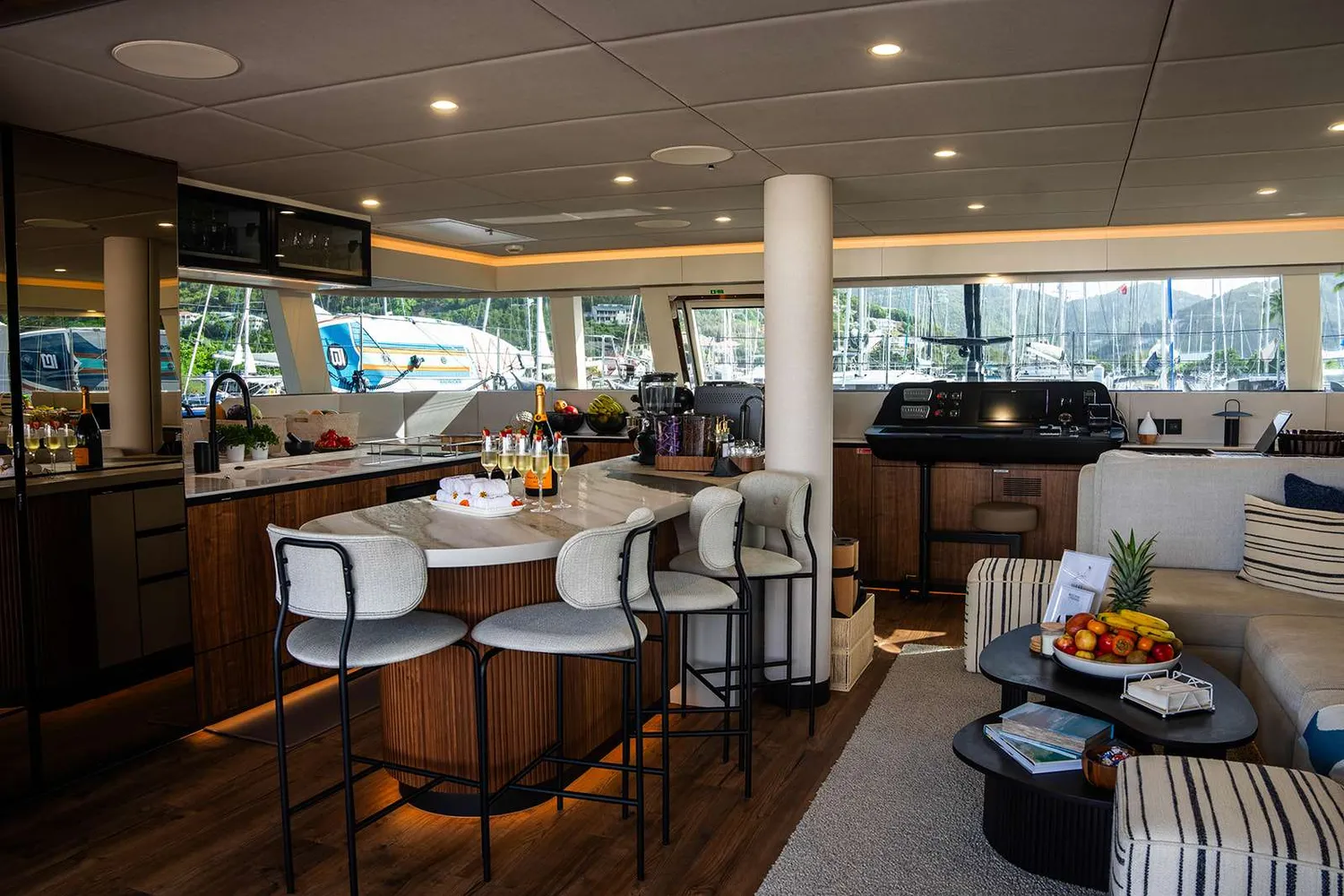 yacht-575637