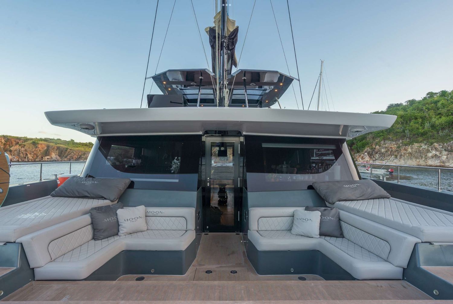 yacht-549378