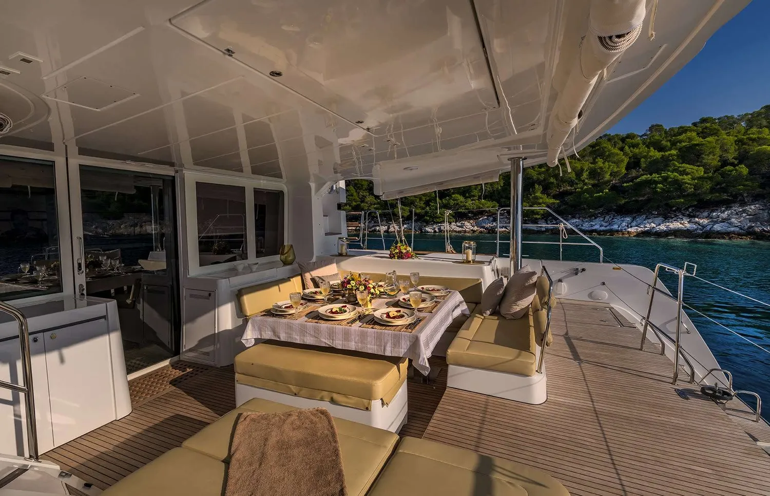 yacht-584265