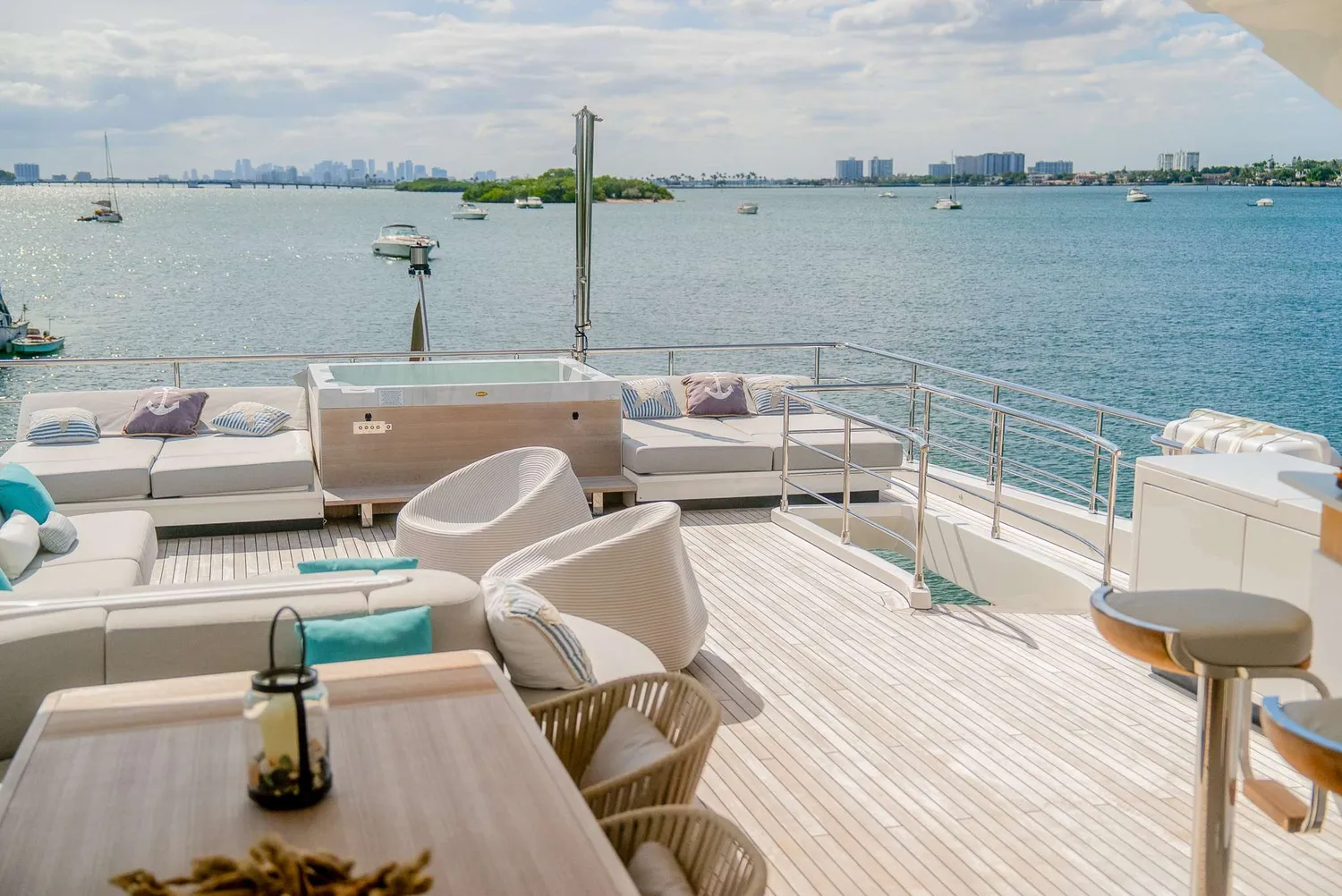 yacht-580589