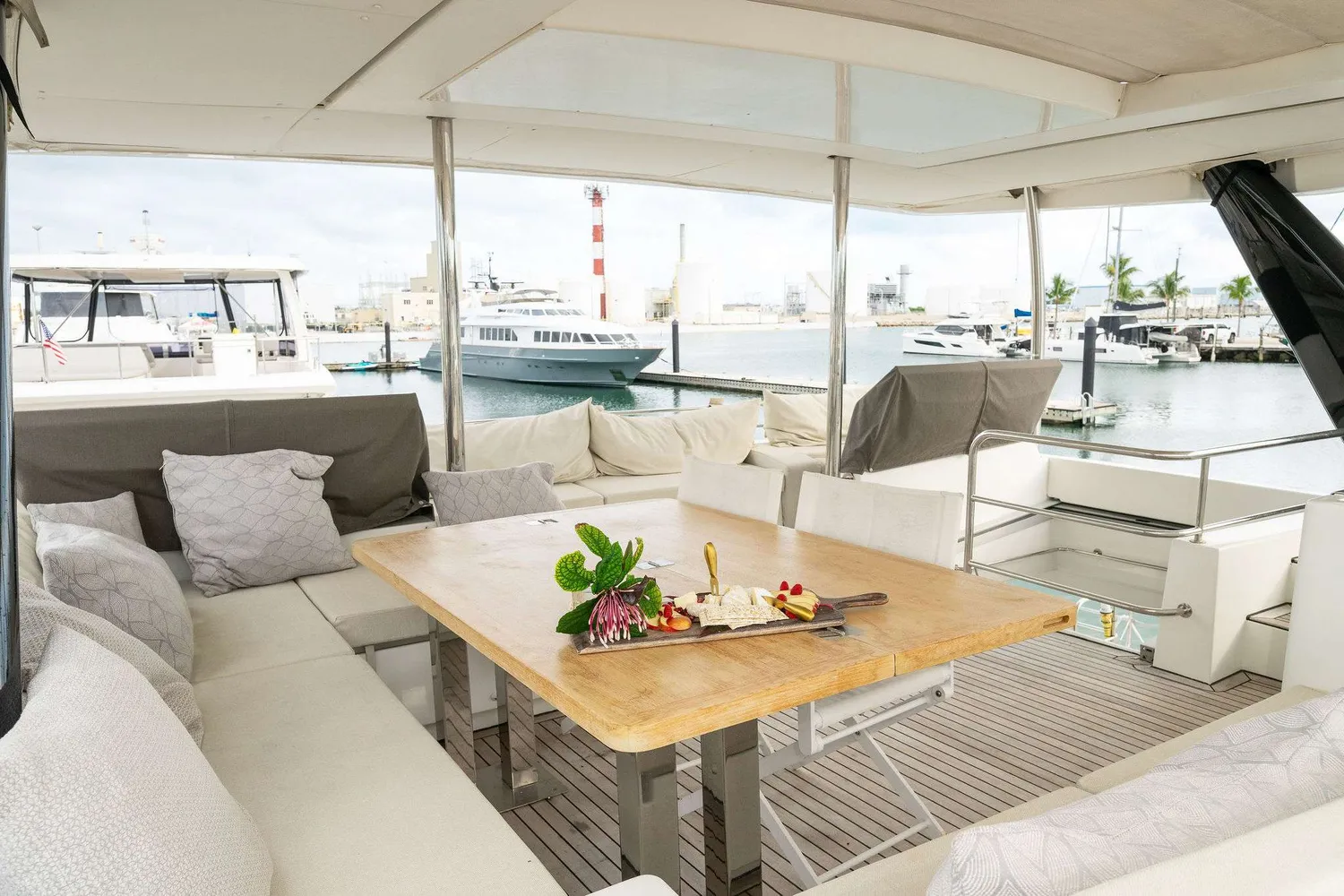 yacht-599377