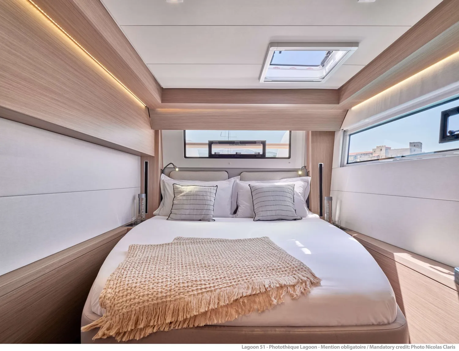 yacht-568503