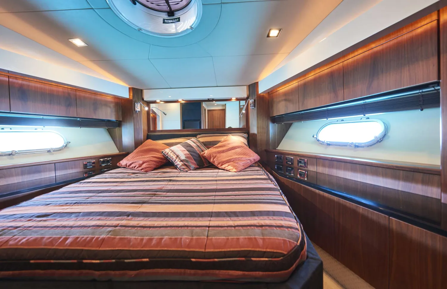 yacht-576926