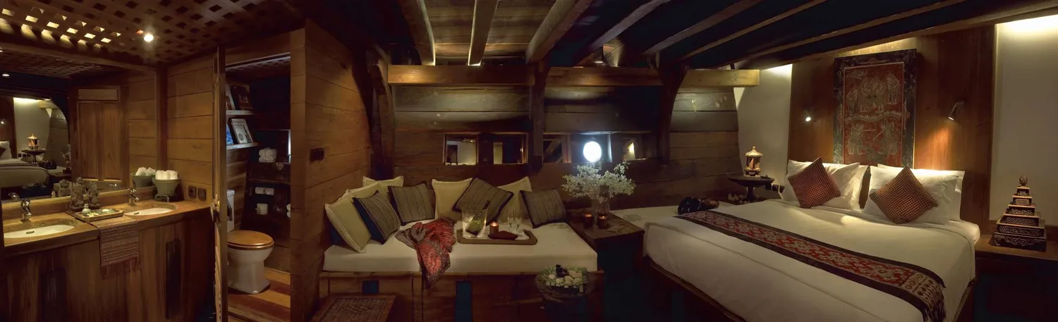 yacht-584696