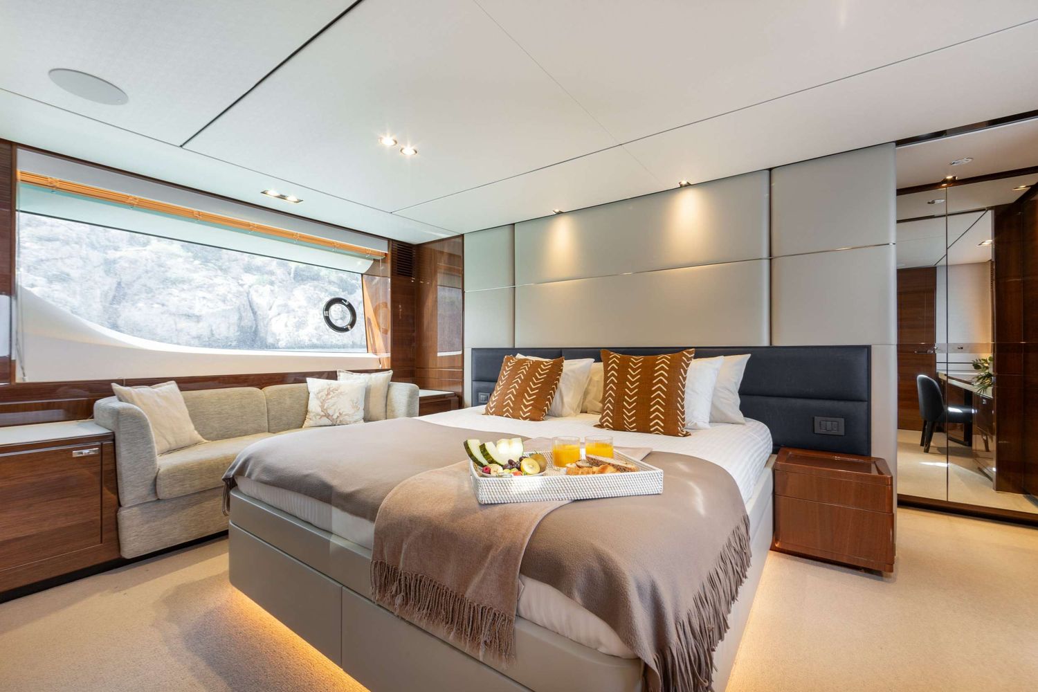 yacht-550261