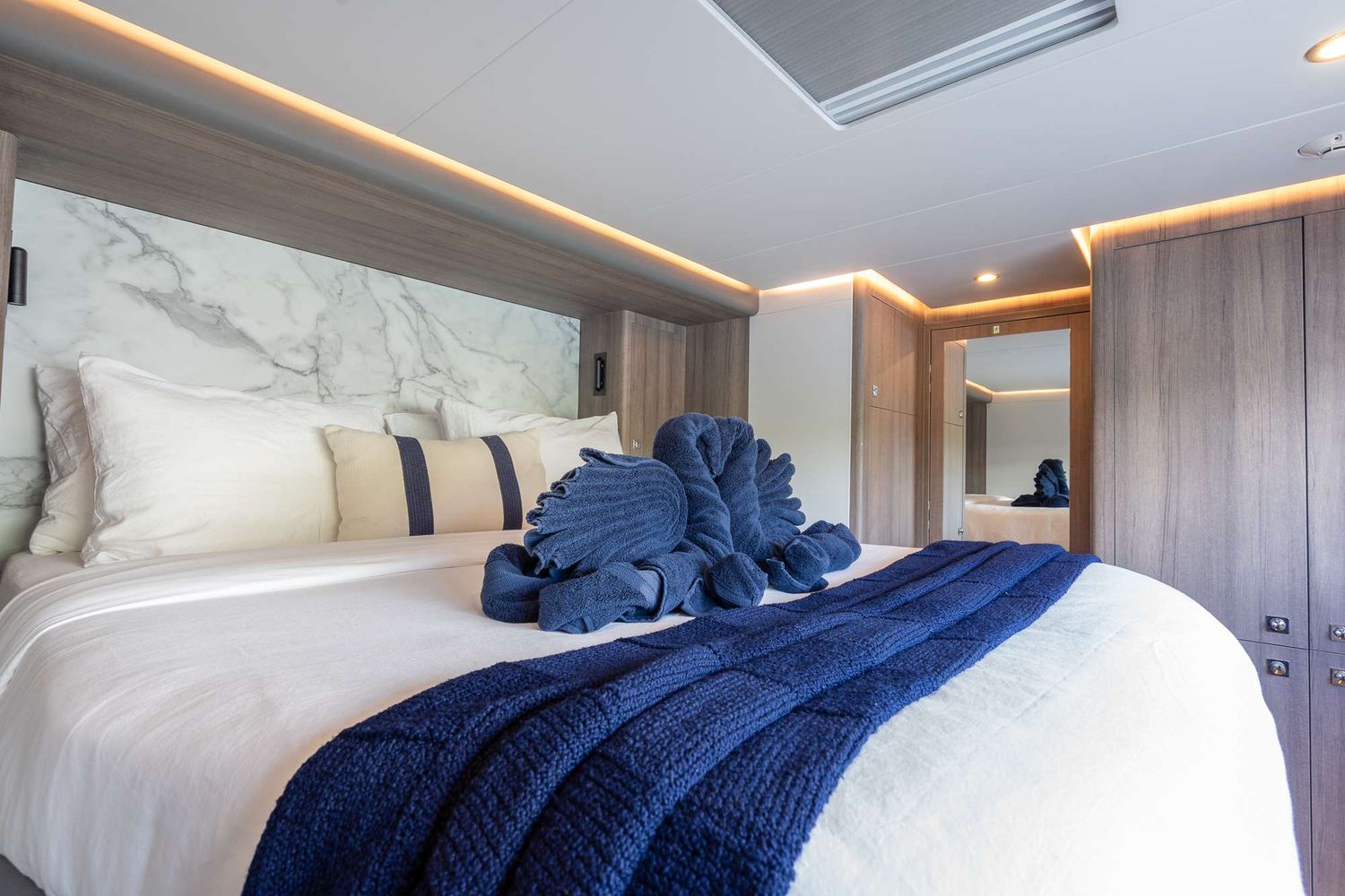 yacht-549484