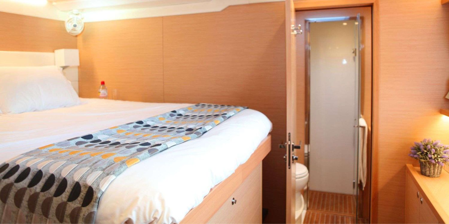 yacht-550739