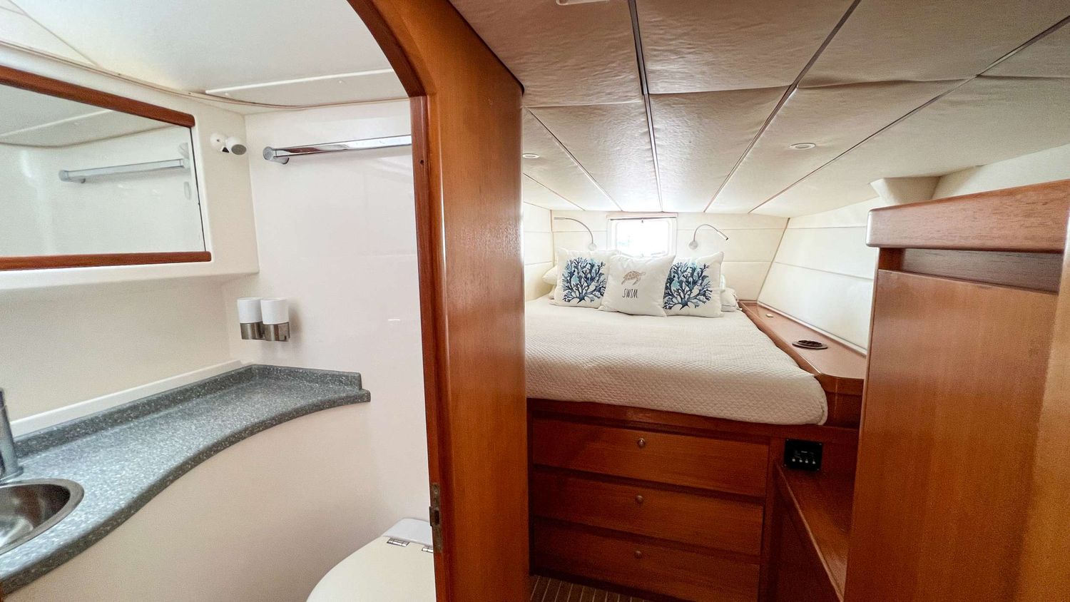 yacht-550418