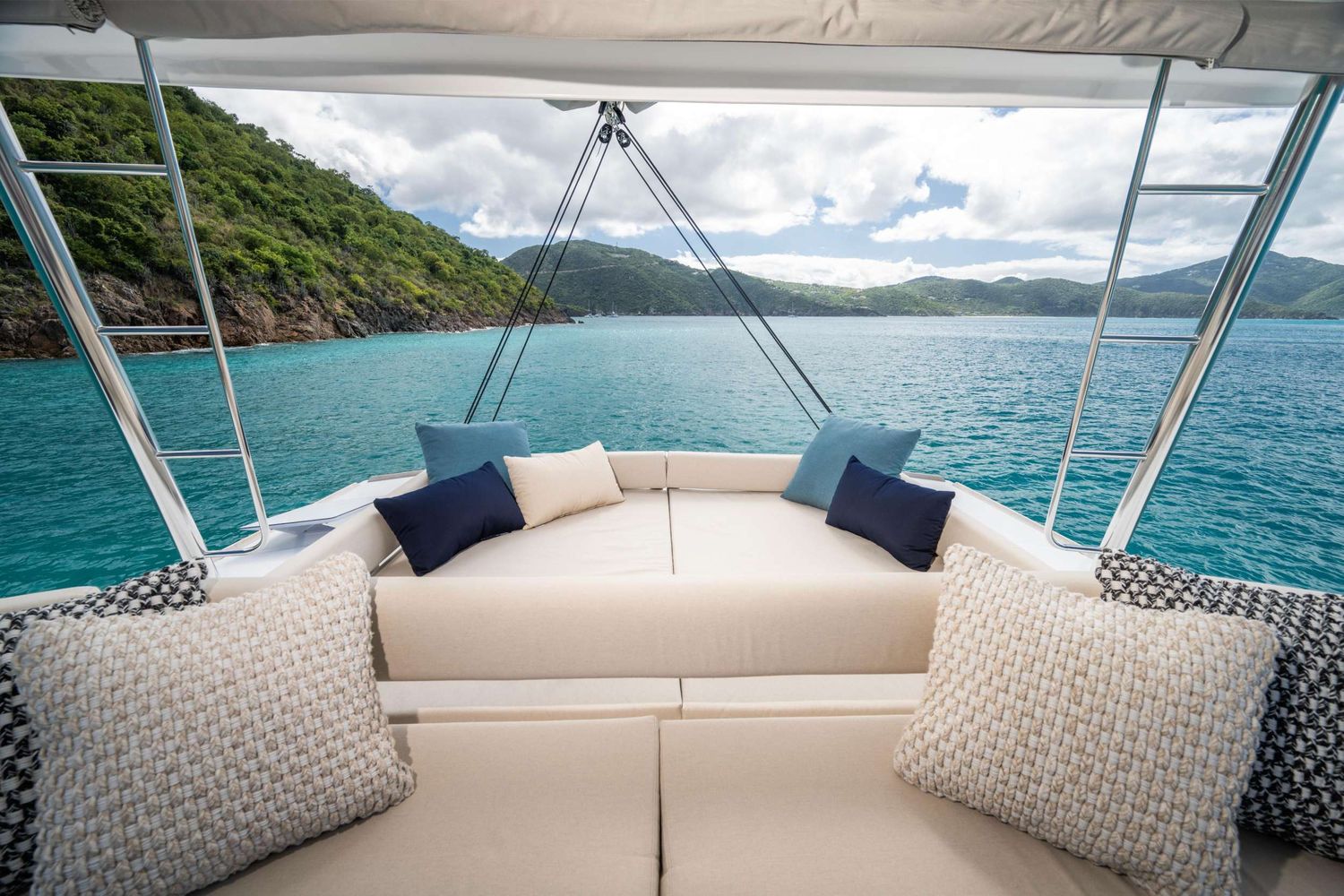 yacht-559373