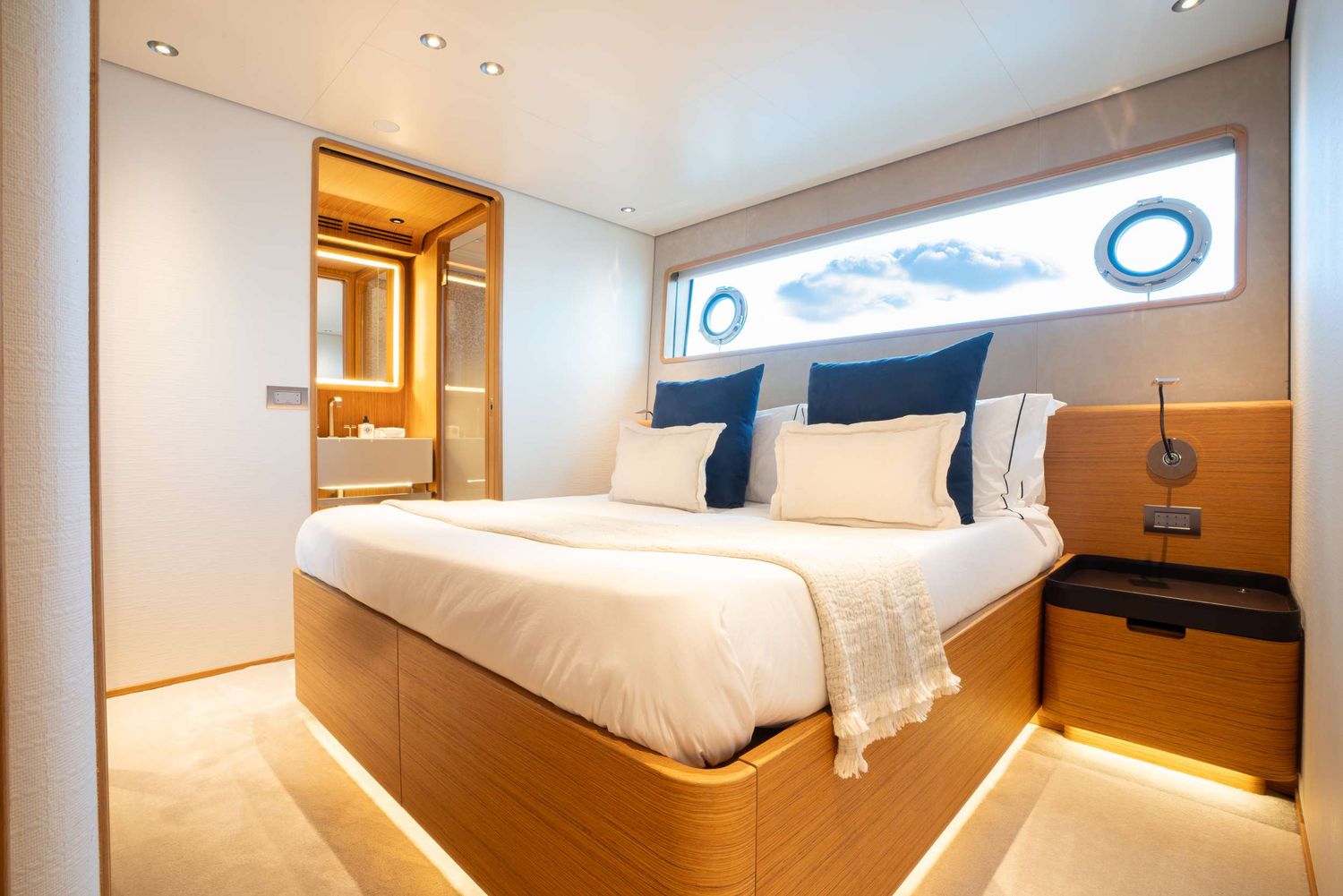 yacht-550217